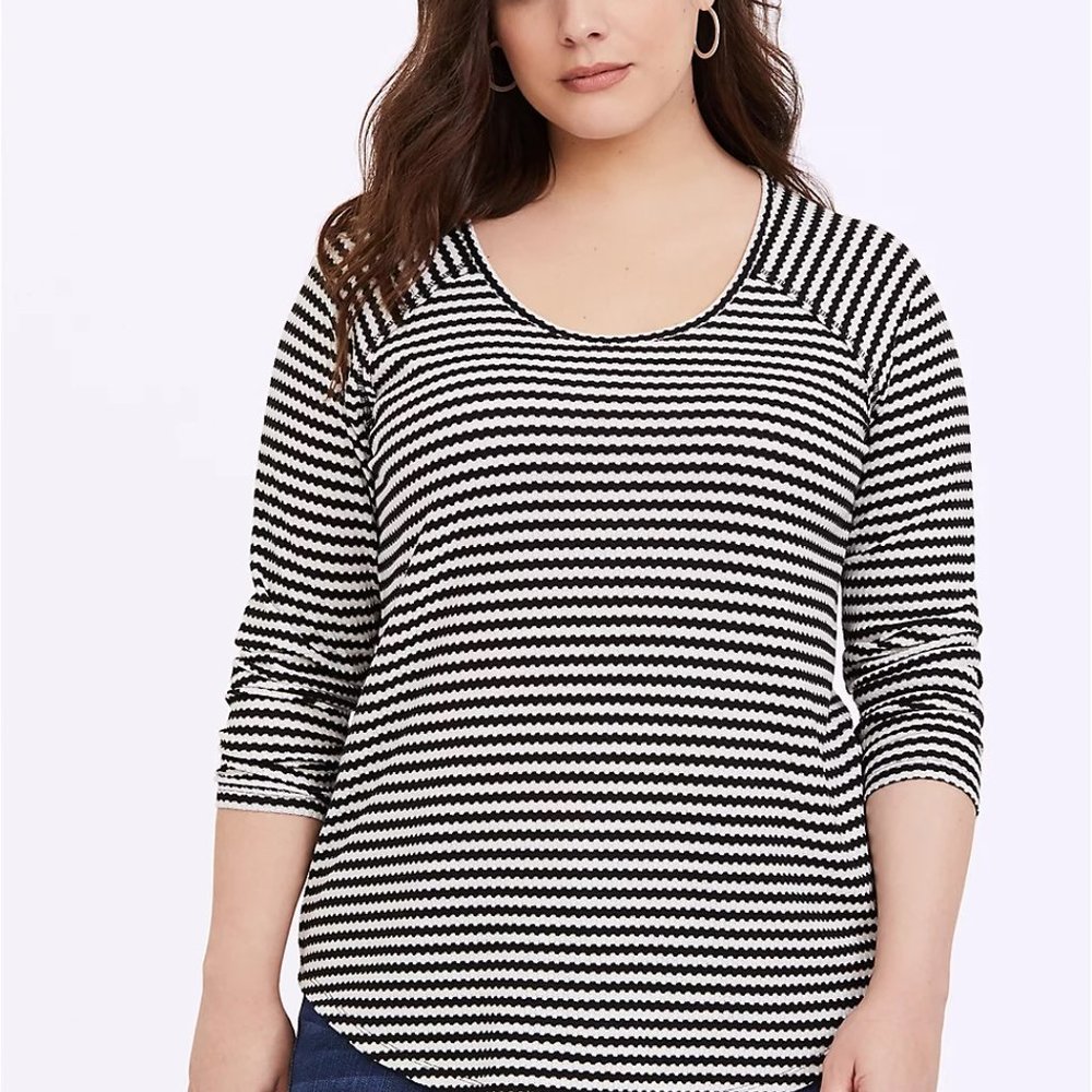 Torrid Womens Waffle Scoop Neck Long Sleeve Tee Black White Size 2=2X #12261696
